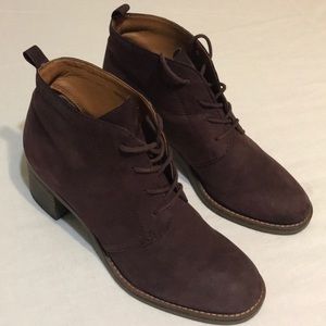 Women’s Sarto Burgundy Low Boots size 7